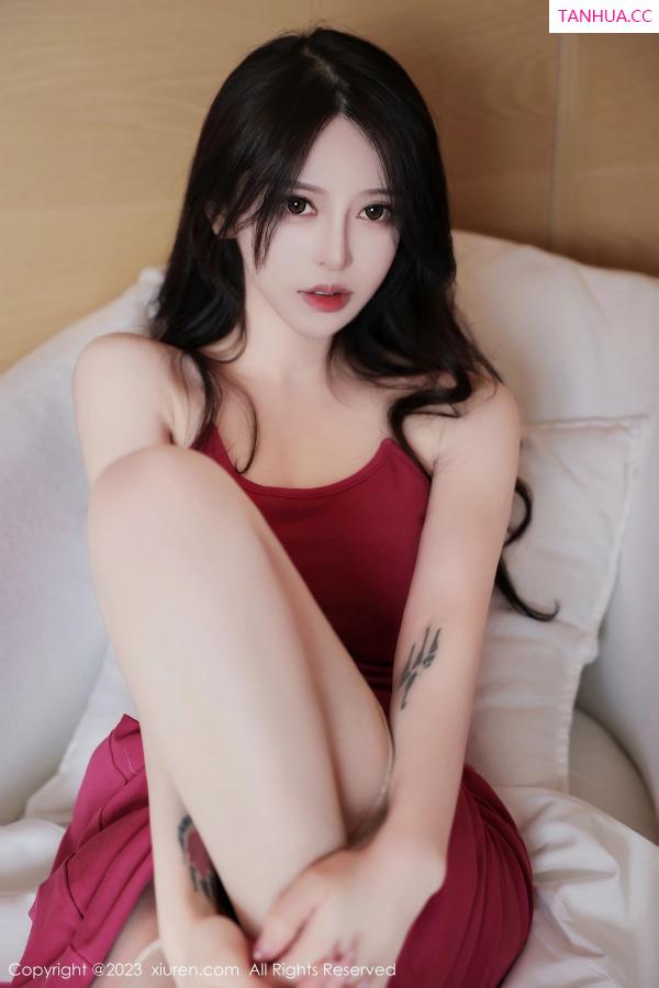 吴玉 玉兔miki [XiuRen]高清写真图 2023.05.22 No.6778 玉兔miki 吊带裙美腿第7张图片